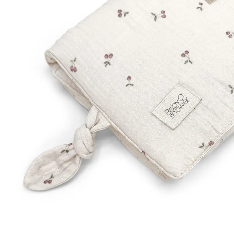 matelas-a-langer-nomade-knot-cherry (2).webp