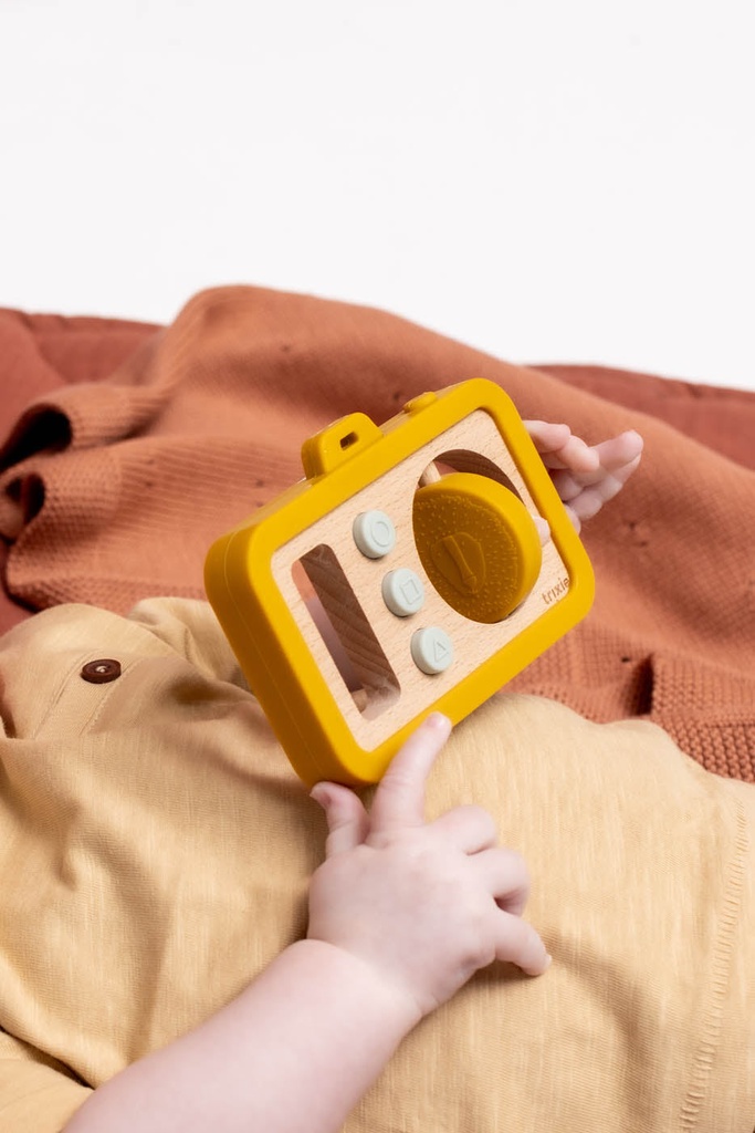 Appareil photo bébé en bois et silicone Mr Lion - Trixie ★