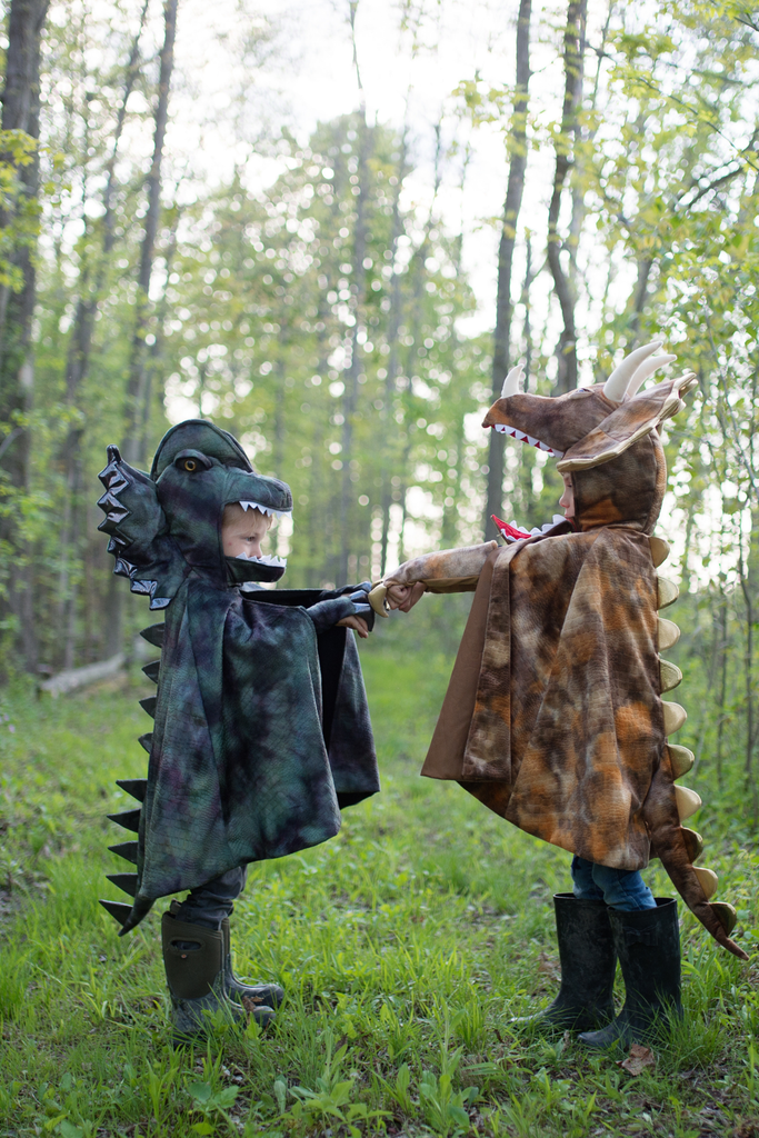 Cape de Triceratops Grandasaurus avec griffes - Great Pretenders ★