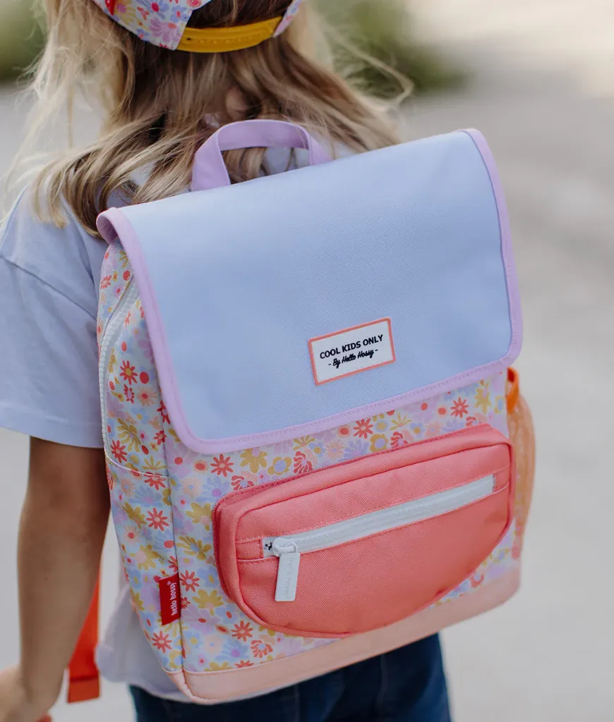 sac-a-dos-ecole-enfants-imprime-fleurs-format-carre-hello-hossy.webp