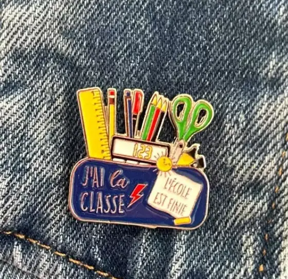 Pin's J'ai la classe - Liste de cadeaux d'anniversaire pour Basile