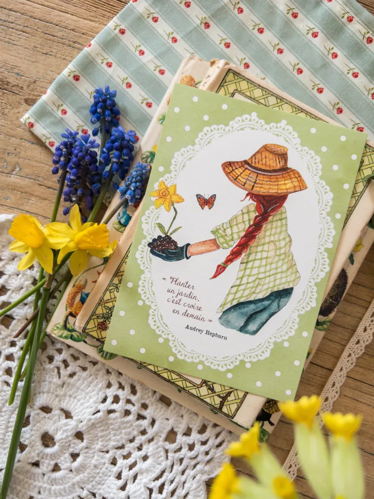 Carte postale Jardinière de Caroline Millet - Caro from Woodland