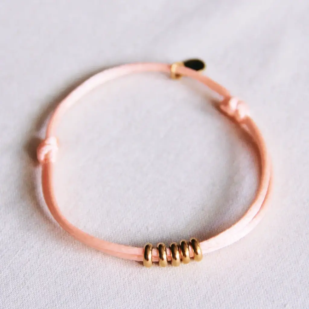 Satin Bracelet with Rings Salmon Gold - Bazou