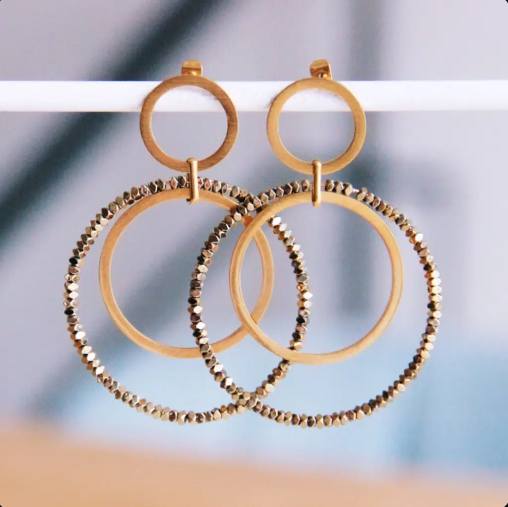 Boucle d'oreille en acier inoxydable avec cordons brillants, facette et cœur - Bazou