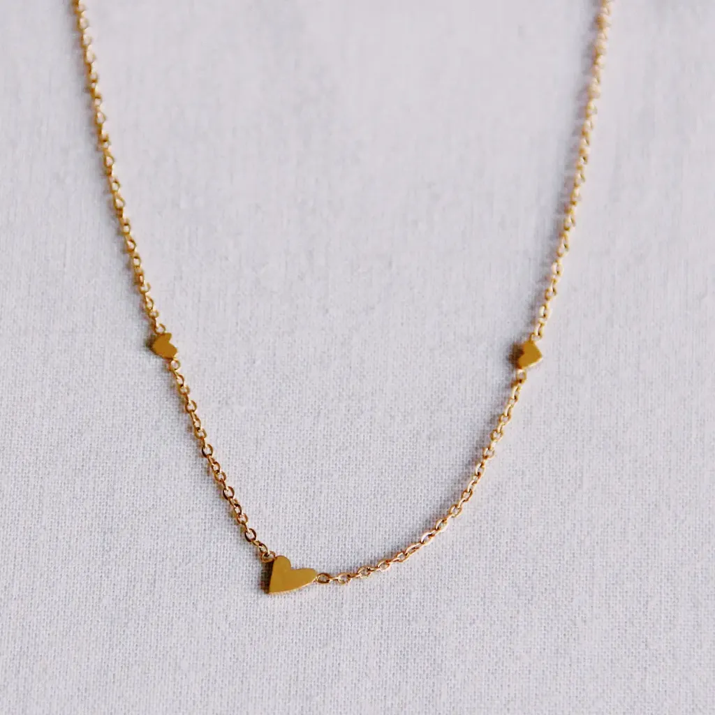 Fine Stainless Steel Necklace with 3 Mini Hearts Gold - Bazou
