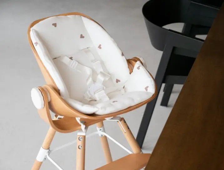 Evolu Newborn Verkleinkussen Jersey Hearts - Geboortelijst Tess Mardulyn en Basile De Wulf